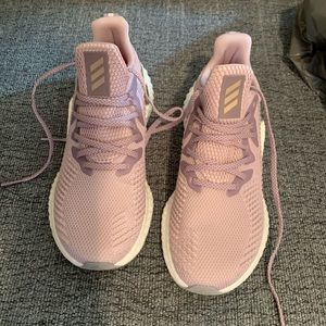 Adidas Alphaboost